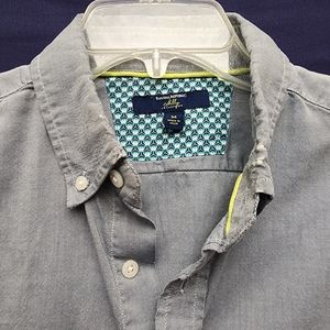 Banana Republic light blue short sleeved button shirt mens medium